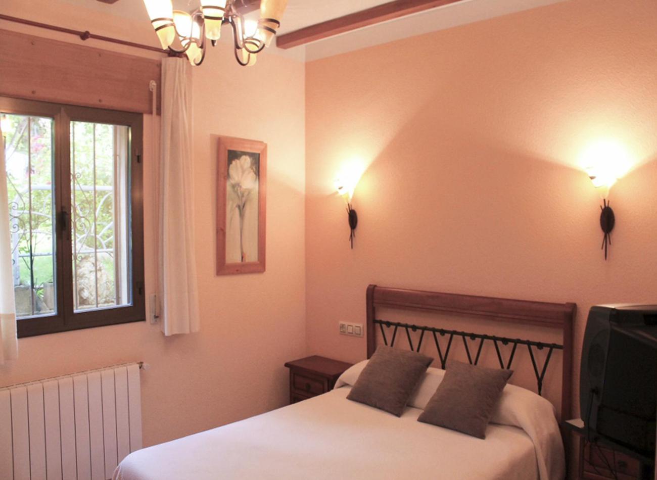 Apartamentos Monasterio San Martín de Castañeda Екстериор снимка